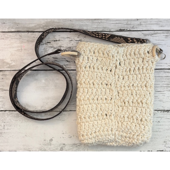 SoFi Art Women’s Handmade Crochet Snake Charm Crossbody Bag - Picture 2 of 8